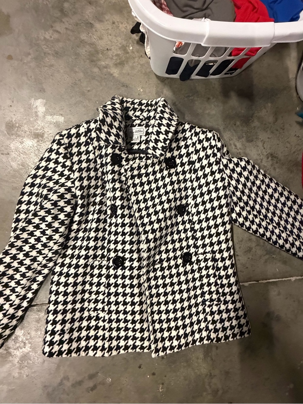 Classic Houndstooth Double-Breasted Peacoat - Black & White